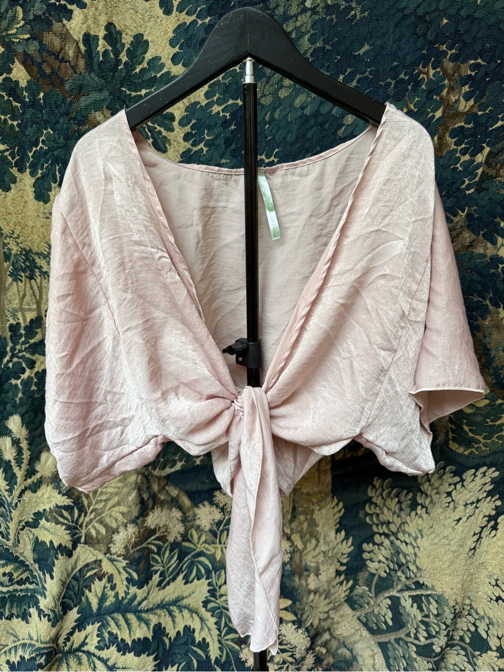 Women's Pink Tie-Front Crop Top